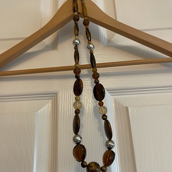 SOLD Bundle of assorted accent statement necklaces - Picture 11 of 16